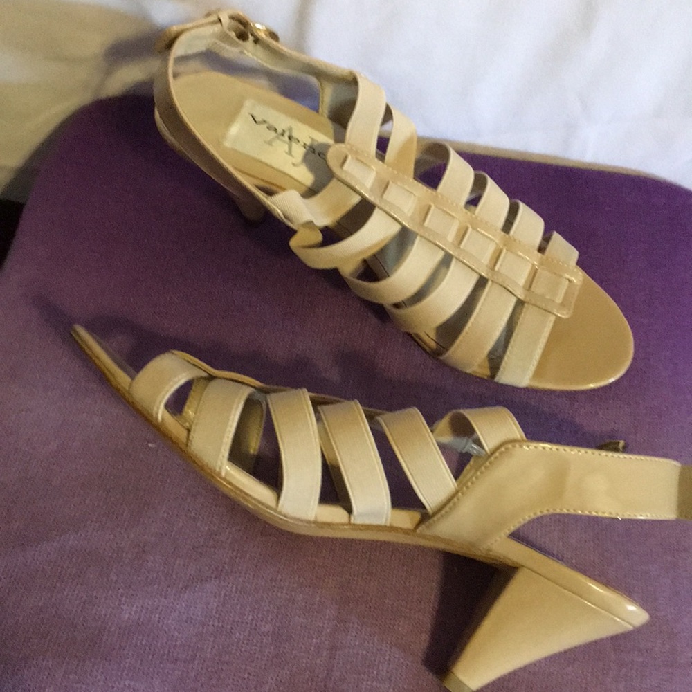 Sandals - Picture 2 of 3